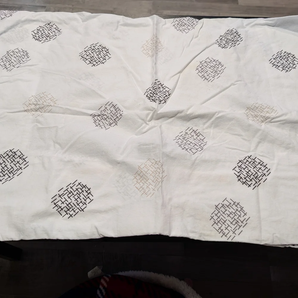 White Throw Blanket with Black and Tan Patterns